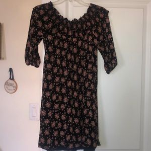 Off the shoulder flowery dress!